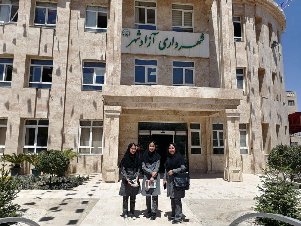 متوسطه اول دانا